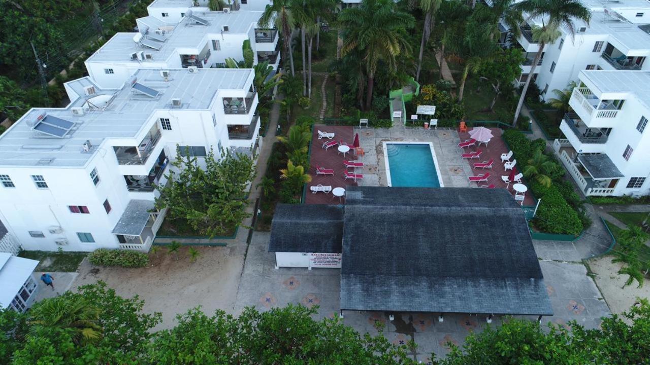 Negril Beach Club Condos ภายนอก รูปภาพ