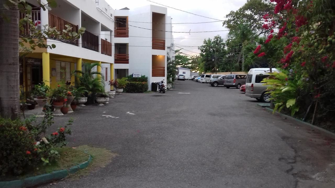 Negril Beach Club Condos ภายนอก รูปภาพ