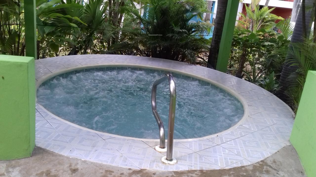 Negril Beach Club Condos ภายนอก รูปภาพ