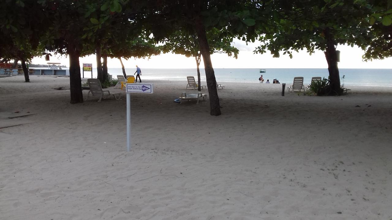 Negril Beach Club Condos ภายนอก รูปภาพ