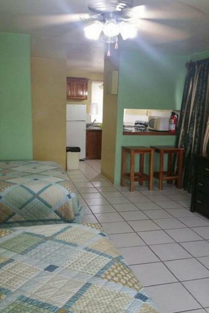 Negril Beach Club Condos ภายนอก รูปภาพ