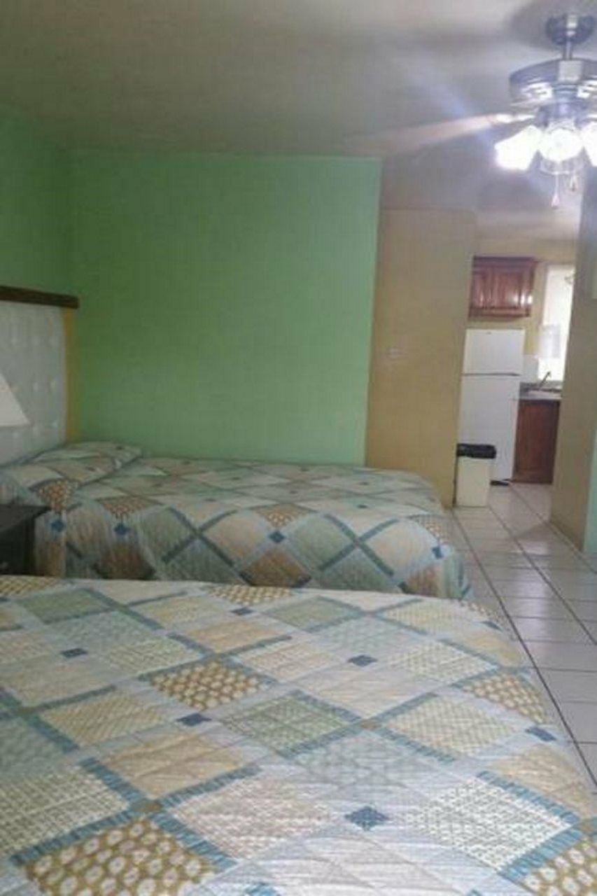 Negril Beach Club Condos ภายนอก รูปภาพ
